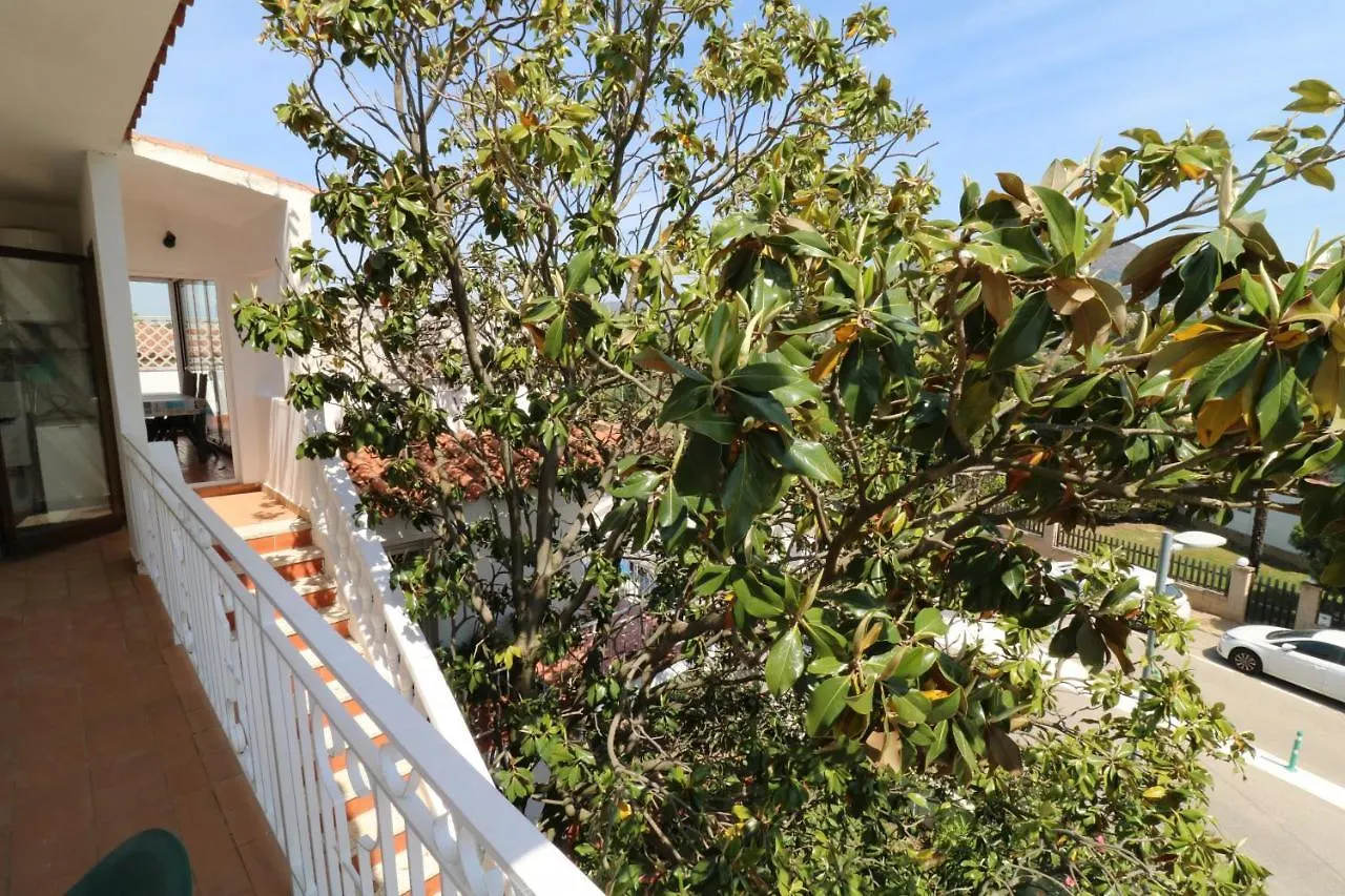 Turo 3 - Piso Con Piscina Comunitaria Apartment Roses 0*,